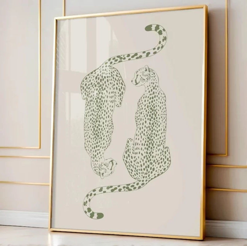 Potdemiel Leinwandbild mit Geparden-Motiv in Grün, moderner Tierprint als rahmenlose Wanddekoration im Hochformat - Bild 1