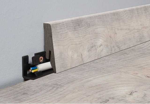 Sockelleiste Binyl Pro Tortona Oak Hell von Kronoflooring, Farbe Braun, H x B x T: 58 mm x 18 mm x 2600 mm - Bild 1