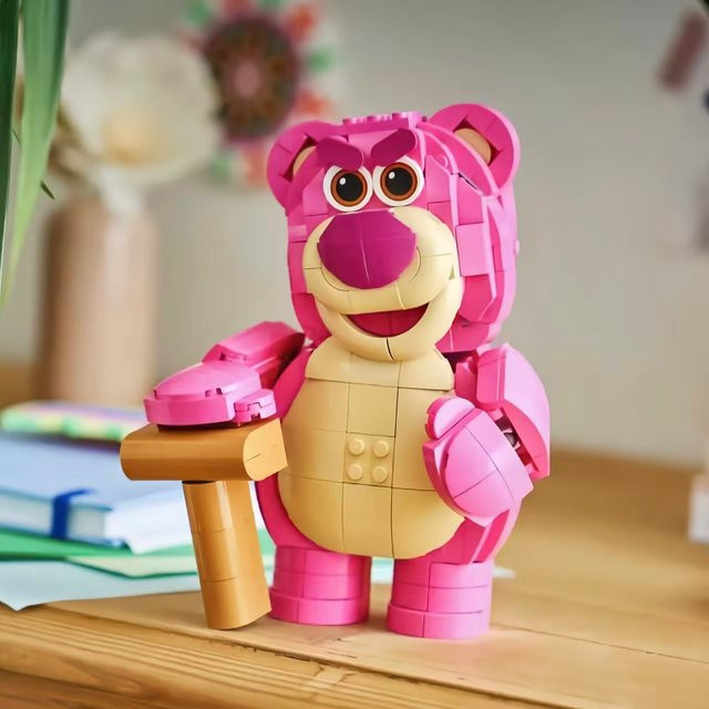 Potdemiel Lotso Erdbeer-Bär, Baustein-Puzzle-Modell, 570 Teile - Bild 1