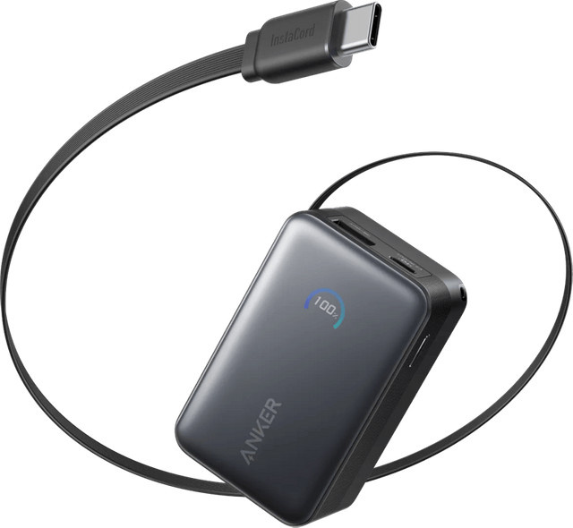 Anker Nano Powerbank 10.000 mAh mit 45 Watt Schnellladefunktion Schwarz mit USB-C und Lightning Anschlüssen - Bild 1