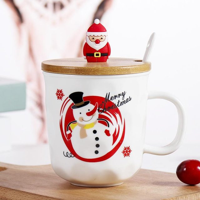 Weihnachtliche Keramiktasse mit Motiv Weihnachtsmann, Elch oder Schneemann von Yiran bag in Weiß, 450 ml - Bild 1