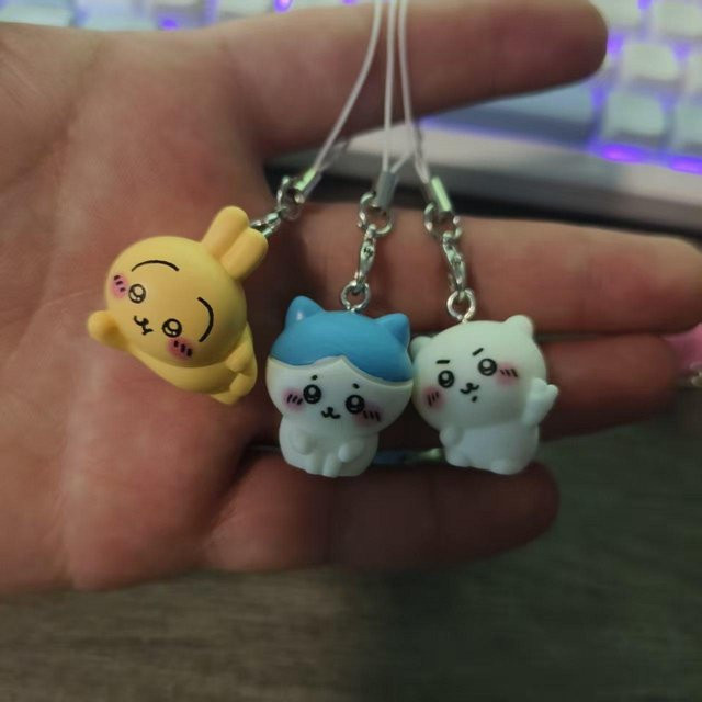 Kawaii Usagi Hachiware Harz Handy-Lanyard und Taschenanhänger in Multicolour für Fans - Bild 1