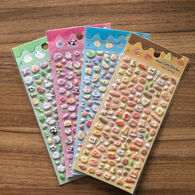 4er-Pack bunte Mini-Aufkleber mit verschiedenen Motiven von Anime Worlds Store zur Dekoration von Wasserflaschen und Schreibwaren - Bild 1