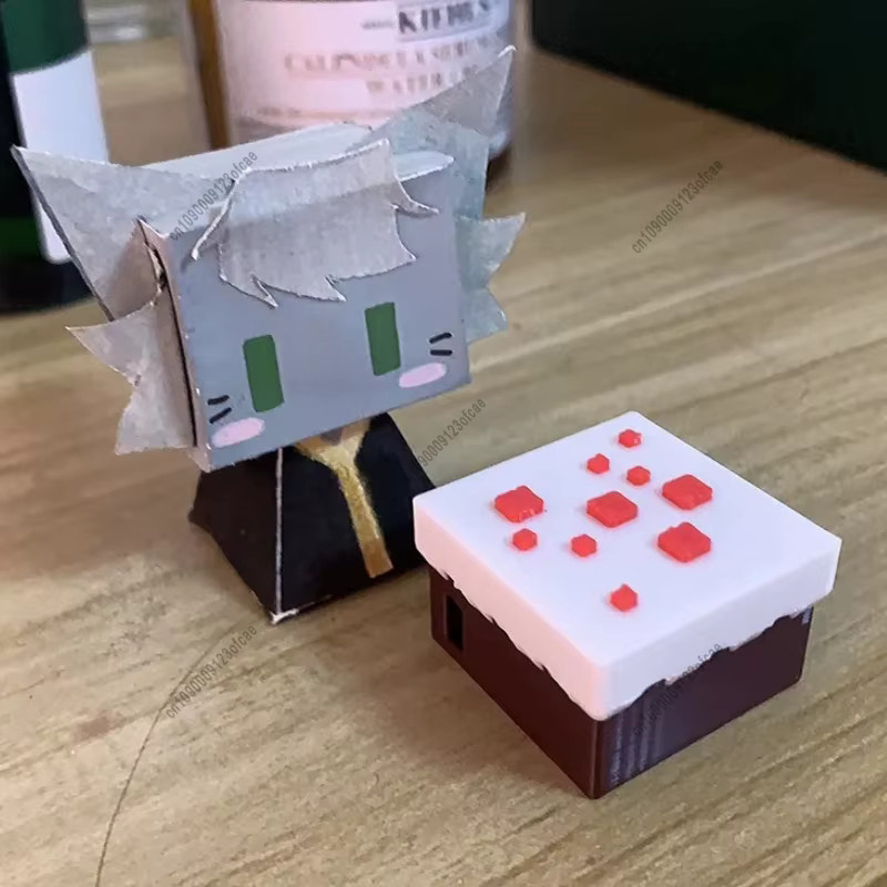 MINISO Kuchen Modell im Pixel-Stil aus Kunststoff als 3D-gedrucktes Mini-Ornament für Schreibtisch und Display - Bild 4