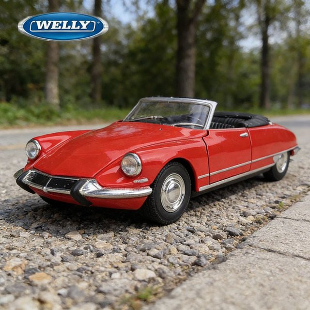 WELLY Citroen DS19 Cabriolet, Sportwagen Modell, 1:24, Metall, Rot - Bild 1