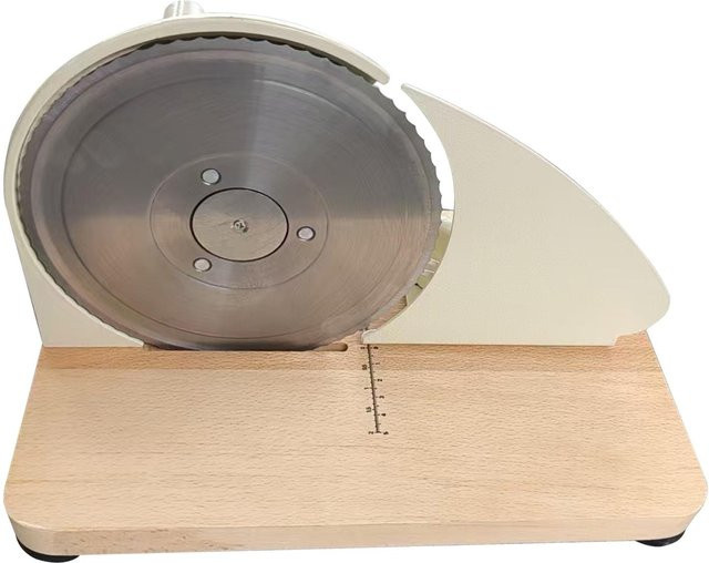 Manuelles Brotschneidegerät von Aimo aus Edelstahl in Silber mit einstellbarer Schnittstärke 1-20 mm und rutschfester Basis - Bild 1