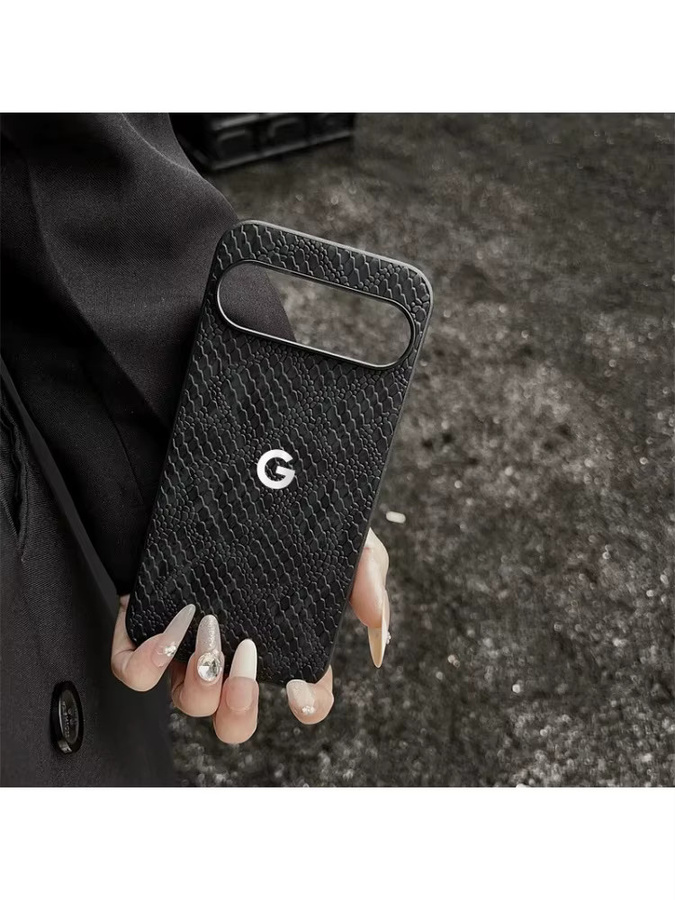 Luxuriöse Handyhülle mit Schlangenleder-Textur für Google Pixel 11, 10, 9 Pro XL und 9a in Grau aus weichem TPU-Stoßfänger - Bild 3