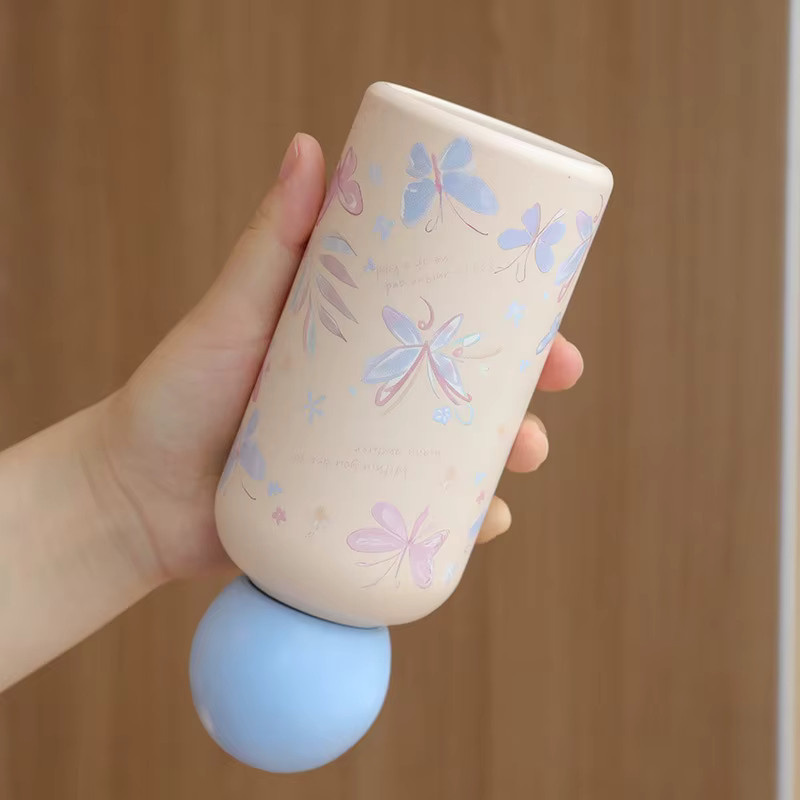 Isolierter Sport-Wasserbecher für Kinder und Studenten in Lila und Mehrfarbig - Bild 2