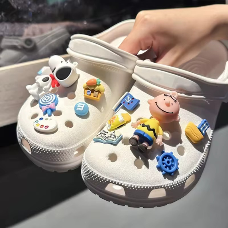 Bandai Snoopy Schuh-Charms für Clogs, 3D, DIY Puppen-Schuhschnallen-Dekorationen - Bild 2