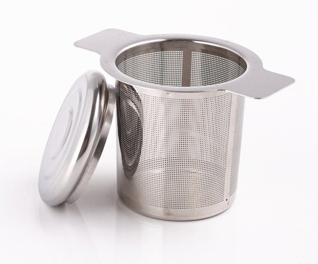 LEENKEA Tee-Ei aus Edelstahl in Silber, rundes Teesieb mit Deckel für Tee, Kräuter und Gewürze - Bild 1