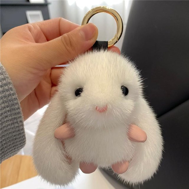 Flauschiger Kaninchenfell-Pompon Hase als weiches Hasen-Spielzeug und Taschen-Anhänger in Weiß von Rd lala, Höhe: 15 cm - Bild 1