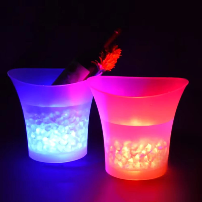 LED Champagner und Bier Eimer von NICEYARD mit 5l Fassungsvermögen in Mehrfarbig und Pink aus Kunststoff für Bars und Partys - Bild 3