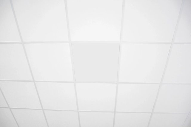 Vasner Infrarotheizung InfraRaster 62E für Rasterdecke in Weiß, 350 W, B/B: 62,5 x 62,5 cm - Bild 1