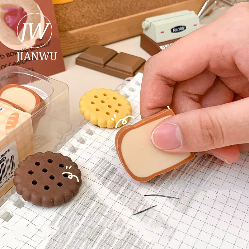 JIANWU Radiergummi Set in Cartoon-Optik mit Schokolade, Keks und Toast für kreatives DIY Journaling und Schule, Mehrfarbig - Bild 4