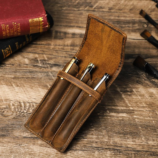 Handgefertigtes Stiftetui aus Crazy Horse Leder in Braun im Vintage Retro Stil für Erwachsene - Bild 1
