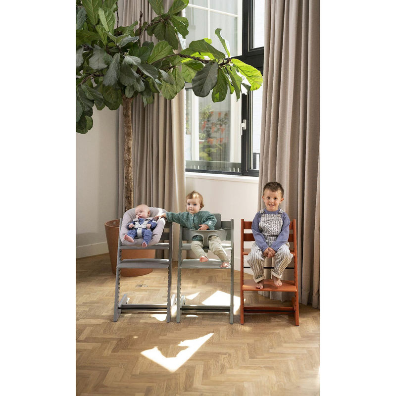 Stokke Tripp Trapp Treppenhochstuhl aus Buchenholz in Grau mit höhen- und tiefenverstellbarer Sitz- und Fußplatte - Bild 6