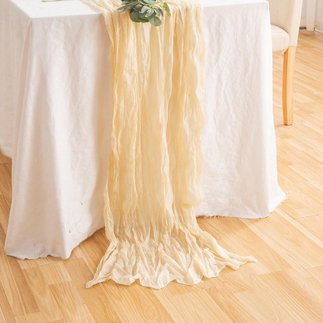 Plissierter Tischläufer OutsideWorld in Beige aus Polyester, pflegeleicht und fleckenabweisend - Bild 1