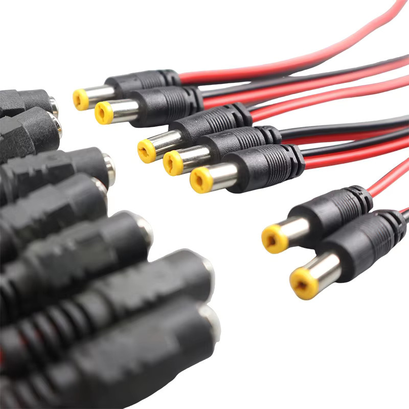 4 Stück DC-Stromkabel Stecker-Buchse Set in Schwarz, 5,5 x 2,1 mm, 20 cm Länge für 12V bis 24V DC Anschluss und CCTV-Kameras - Bild 4