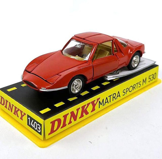 Dinky Toys Mata Sports M 530, Automodell, 1:43, rot, ab 14 Jahren - Bild 1