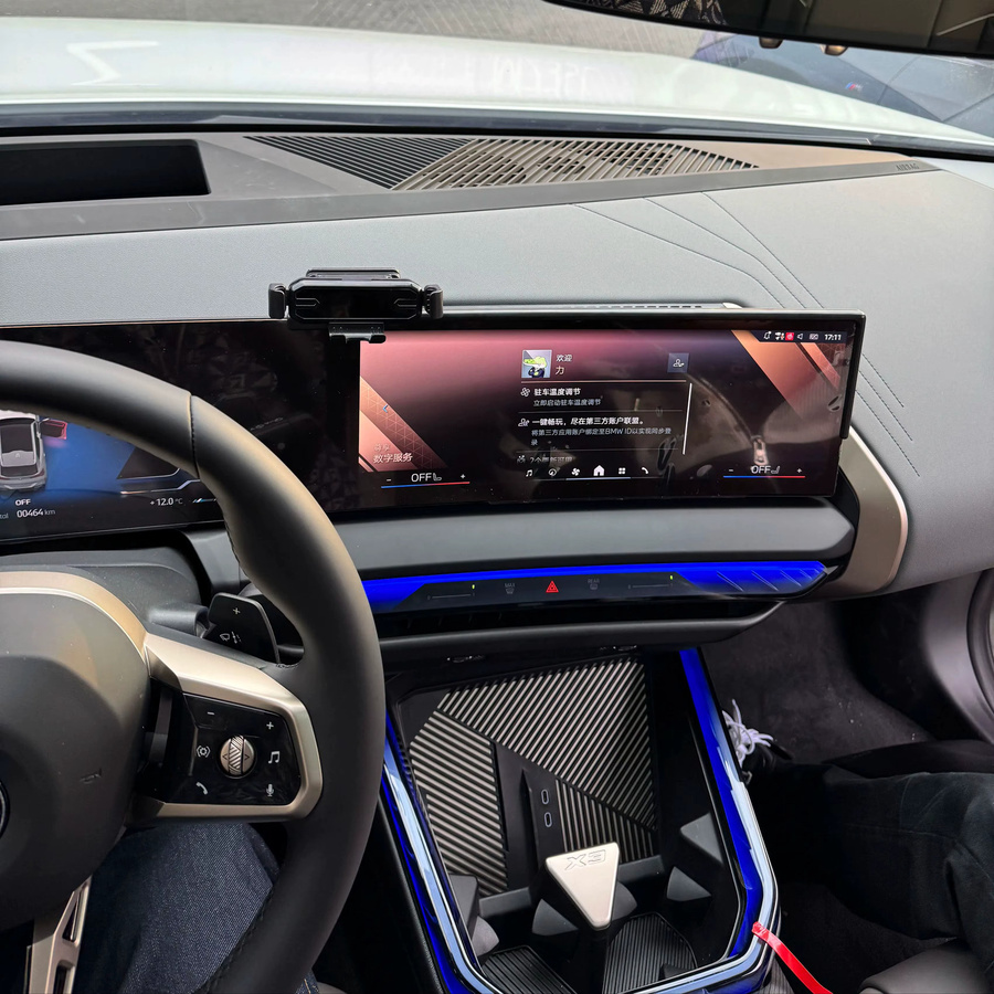 BMW X3 G45 Handyhalterung mit 14,9 Zoll Display und kabelloser Ladefunktion in Schwarz - Bild 2