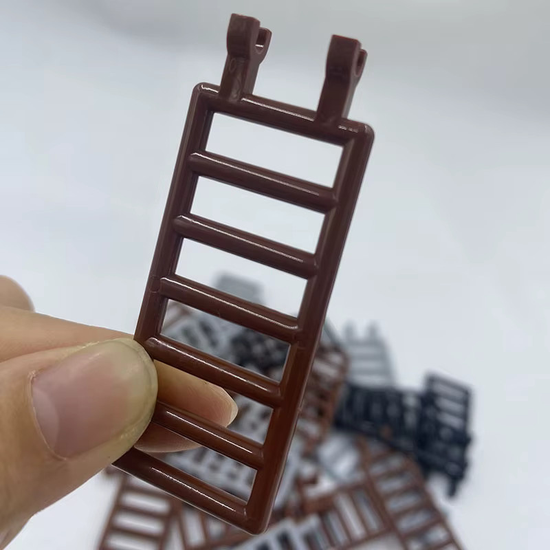 Monkey Man Treppen Ersatzteile für 6020 Zaun und Leitplanken, 10 Stück Bausteine aus Kunststoff in Schwarz und Braun - Bild 2
