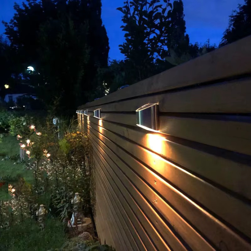 DOUWENXI 2er Set Solar Wandleuchten aus Edelstahl in Silber für Garten, Terrasse und Treppen - Bild 6