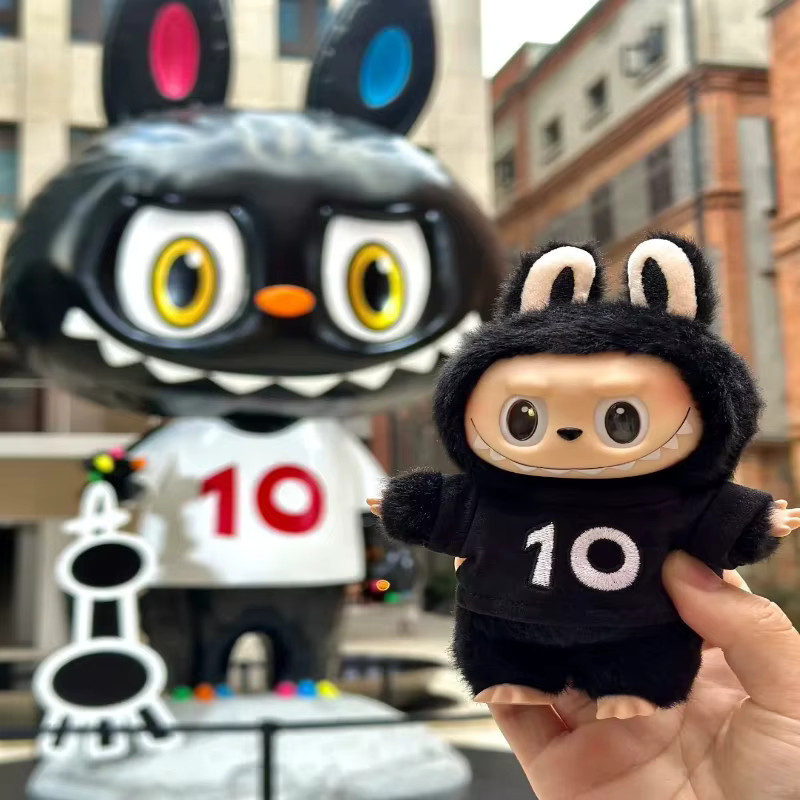 POPMART Labubu 10th Anniversary Tour Exhibition Mini ZIMOMO, Sammlerfiguren, 10 cm - Bild 2