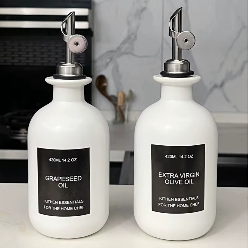 LISM Keramik Ölflasche für Olivenöl, Essig und Sojasauce, Weiß, 430 ml - Bild 2