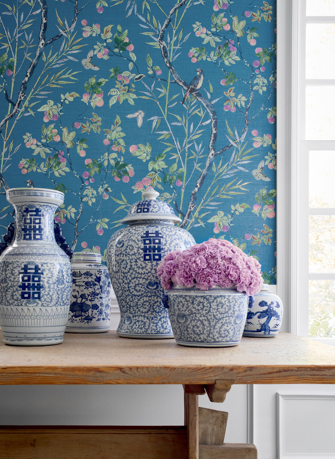 Thibaut Tapete Claire in Navy Blau mit floralem Naturmotiv und botanischen Elementen aus Vlies - Bild 2