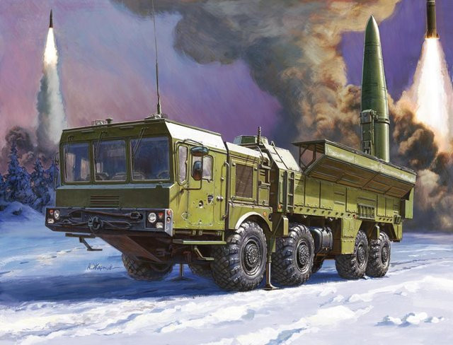 Zvezda 9K720 Iskander (SS-26 Stone), Fahrzeug, 1:72, Grün - Bild 1