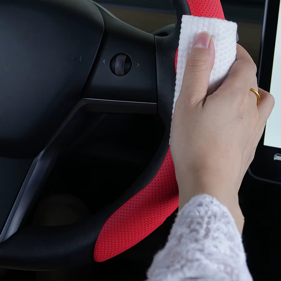 RAYFONE 2-teiliges Lenkradbezug-Set aus Nappa-Leder in Rot, rutschfest und universell passend für dein Auto - Bild 3
