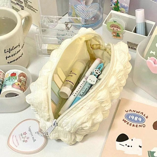 Kawaii Federmäppchen Creme-Puff als Organizer für Schule und Schreibwaren mit Reißverschluss in Beige, Schwarz oder Weiß - Bild 1