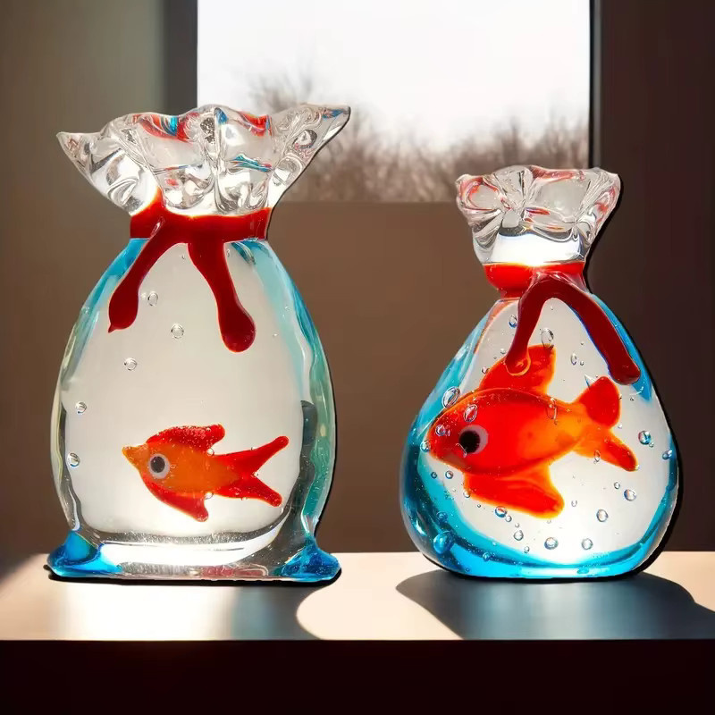 Handgefertigte Glas-Fisch-Figur von TPXCKz als dekoratives Mini-Desktop-Ornament für dein Zuhause oder dein Büro - Bild 4
