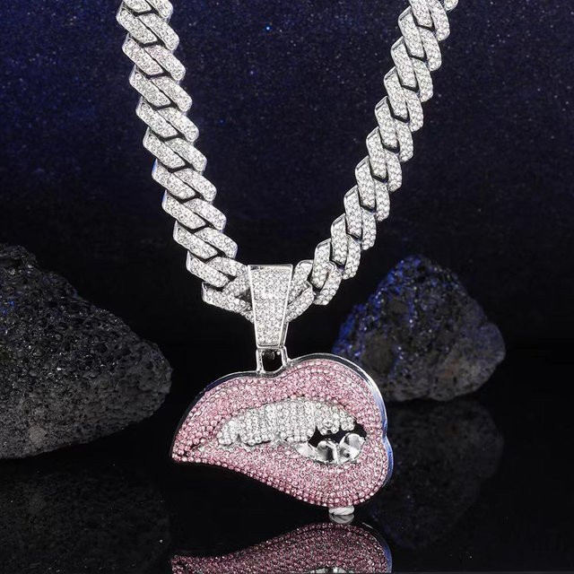 YIRAN Halskette, Choker, roter Kristall, Spinnen Anhänger, Unisex - Bild 1