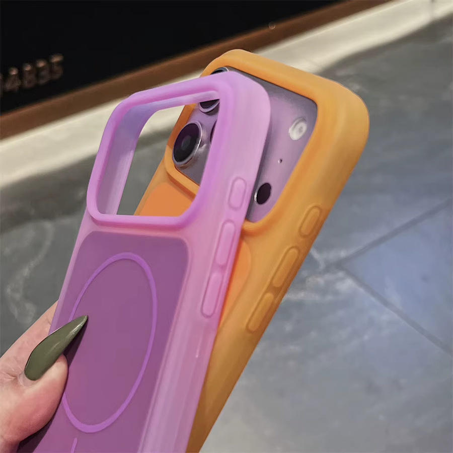 Xeber Magnetische Silikon Hülle für iPhone 17 Pro Max 16 15 Pro Matt Stoßfest mit MagSafe Kompatibilität in Lila und Mehrfarbig - Bild 1
