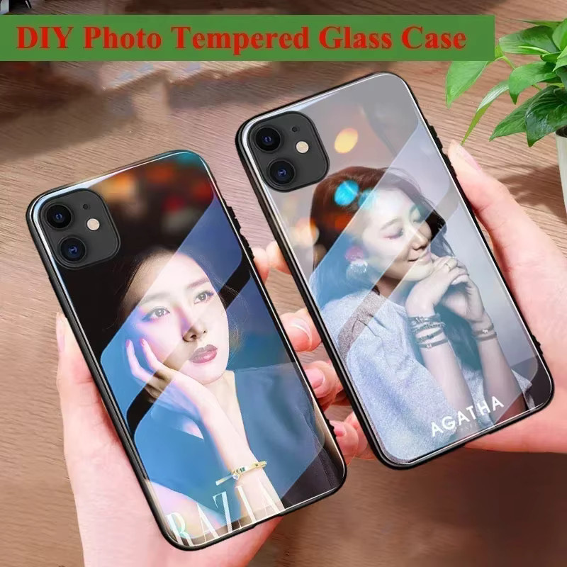 LICOERS Personalisiertes iPhone Etui mit eigenem Foto in Matt Schwarz für verschiedene iPhone Modelle - Bild 1