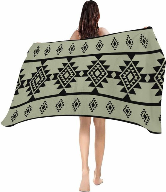 JMG Household Supplies Strandtuch Schwarz mit Aztekischem Stammesmuster, Saugfähiges und Schnelltrocknendes Mikrofaser-Badetuch, B/H: 100 x 50 cm - Bild 1