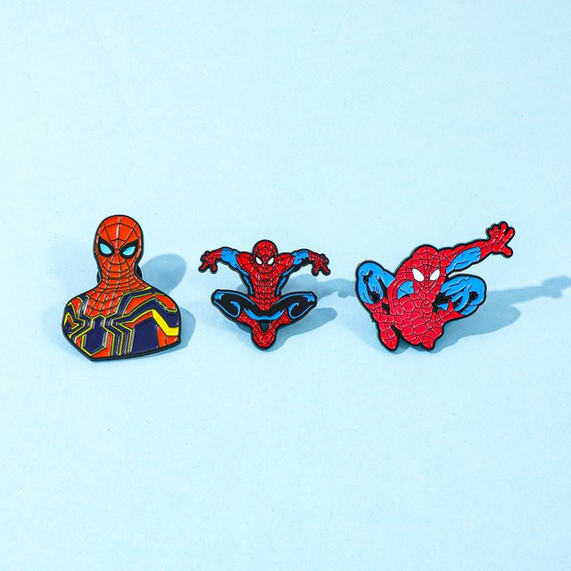 Bandai Marvel Spider-Man Legierungsoptik-Brosche, Metall, Rot, Zubehör - Bild 1