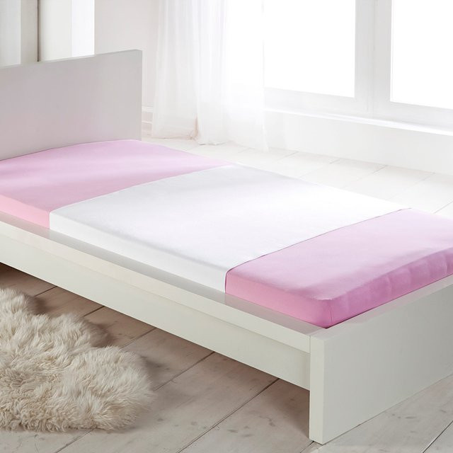 Benevit van Clewe Bettschutzauflage aus Baumwolle in Weiß oder Pink, B/T: 150 x 90 cm - Bild 1