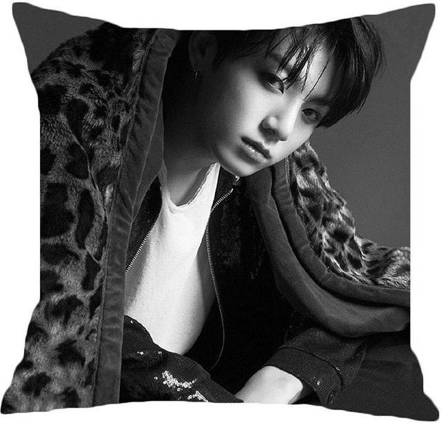 Kpop BTS Bangtan Boys Kissenbezug Jung Kook Black Pfirsichhaut-Material - Bild 1