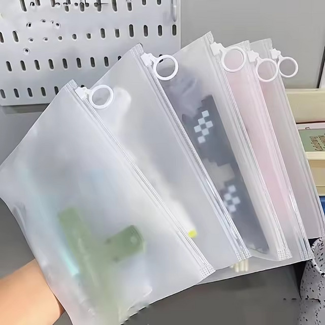 Transparente Schreibwaren-Taschen aus Kunststoff mit Zugring für Büro und Schule, Set erhältlich in 10, 20 oder 30 Stück - Bild 1