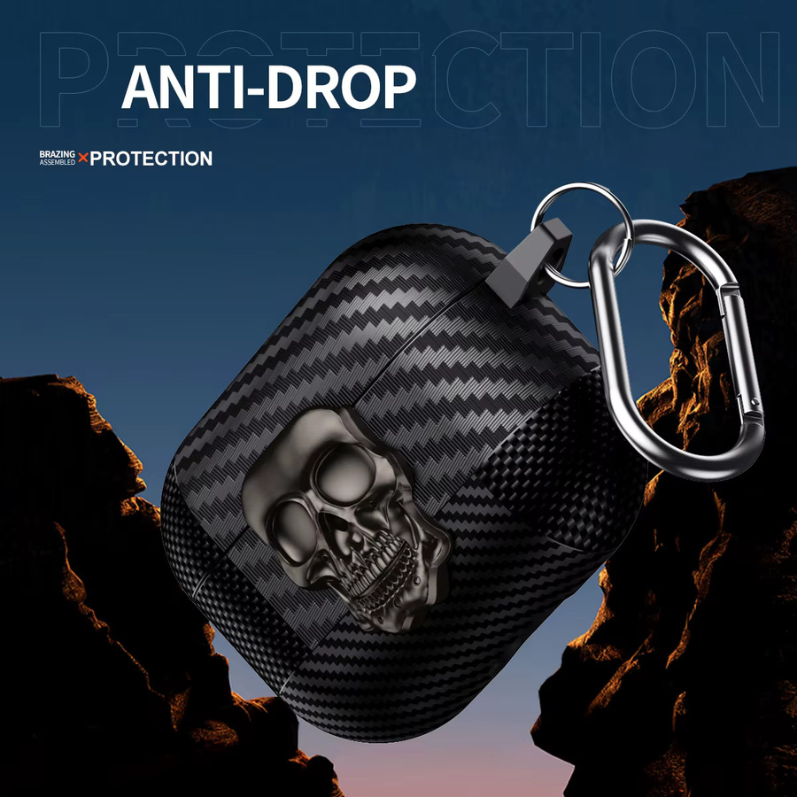 Schutzhülle mit Totenkopf-Carbonfaser-Muster für Apple AirPods Pro, AirPods 4, 3, 2, 1 in Schwarz mit Haken - Bild 2