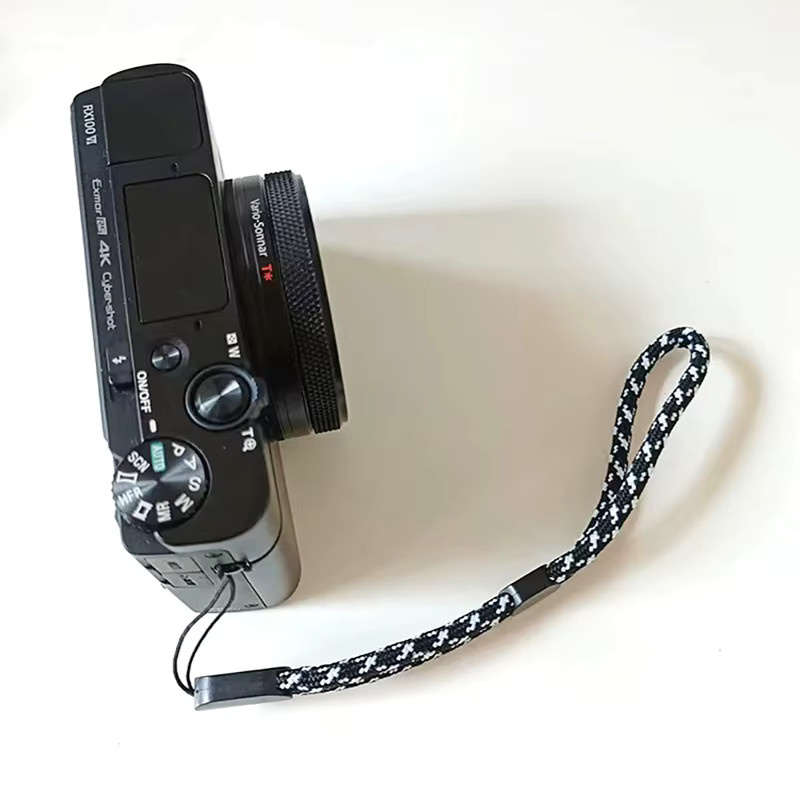 Yu Xi Einstellbares Rundes Seil-Handgelenkband in Silber für Taschenlampen, Handys und Digitalkameras - Bild 2