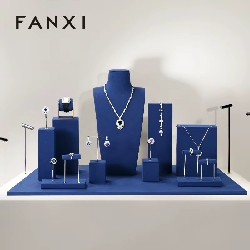 Oirlv Schmuck-Display-Set in Blau mit Büste und Uhrenhalter für Halsketten, Ringe, Ohrringe und Armreife - Bild 2