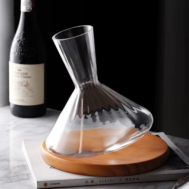 Hochwertiger Kristallglas-Dekanter in Transparent für Wein, Champagner oder Whisky, Volumen: 1,5 l - Bild 2