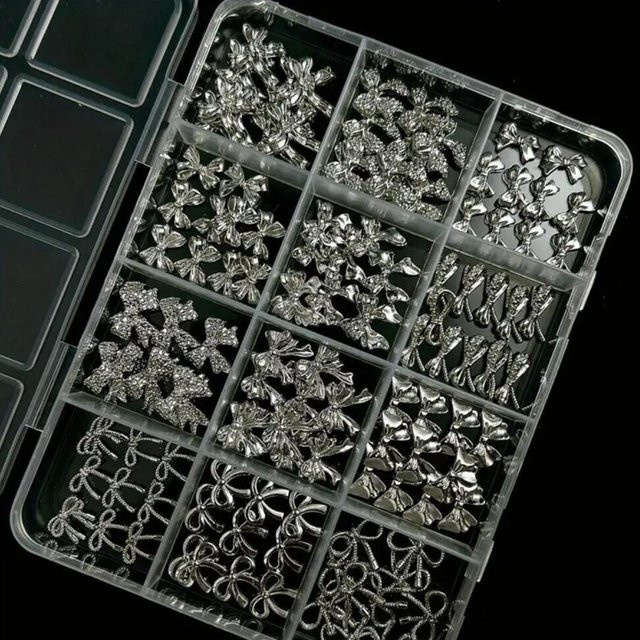 MAFANAILS Nagelcharms Schleifen, 120 Stück, Silber, Metall, Strass - Bild 1