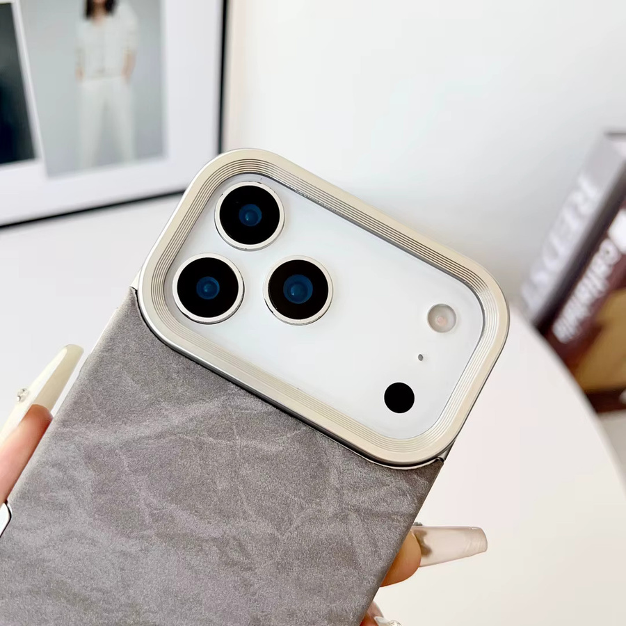 Luxuriöse Apple iPhone Handyhülle mit Samtdeckel und stoßfester Rückseite für iPhone 17 bis 11 Pro Max - Bild 2