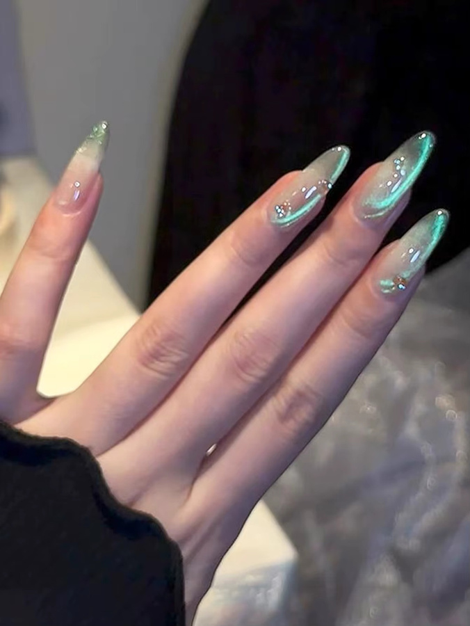 SHAKA Nagellack, Aurora Borealis Katzenauge, Grün - Bild 2