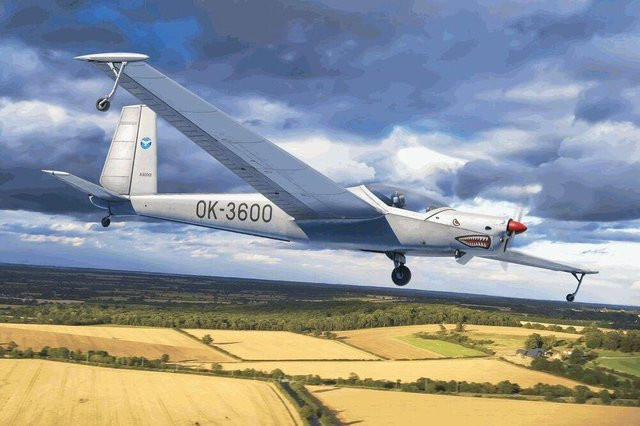 Brengun L-13SE VIVAT AKVY, Fahrzeuge, 1:48, Weiß - Bild 1