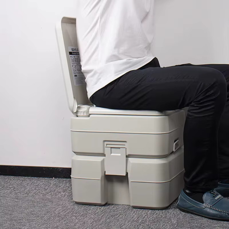 ZHUOHE Mobile Camping Toilette mit automatischer Spülung für Outdoor, RV und Marine in Grau oder Weiß - Bild 2